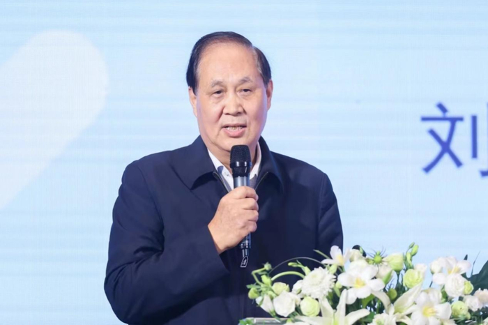 十三届全国人大农委副主任委员刘振伟