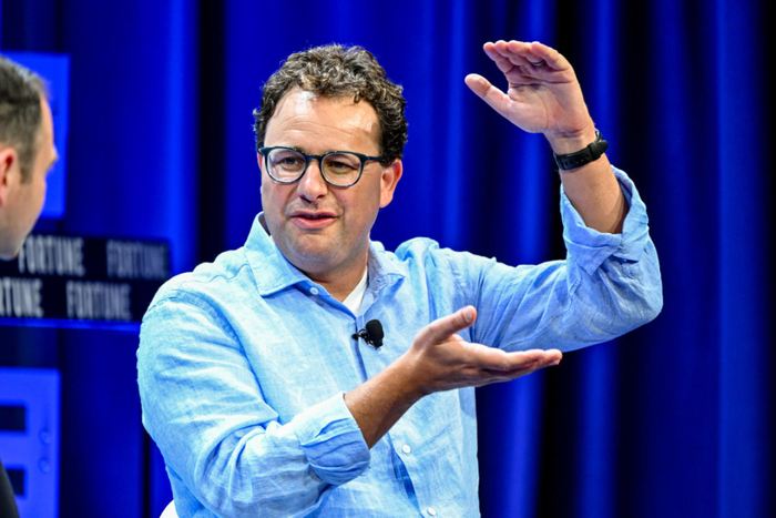 达里奥·阿莫迪