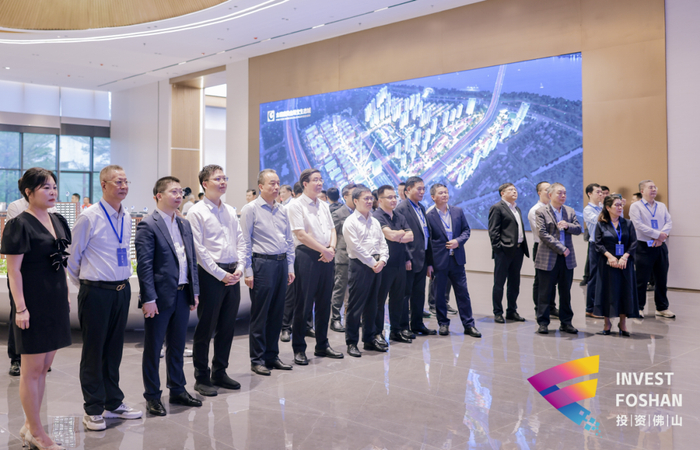 投资大会领导及嘉宾实地考察金福盛黄金珠宝生态城