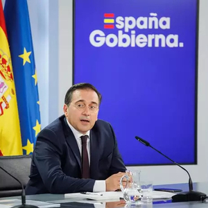 “西班牙撤回阿根廷大使：民间法律影响”