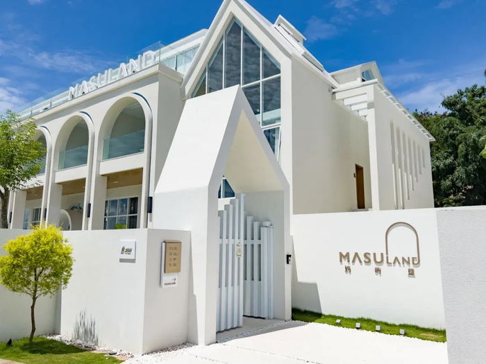 龙湖区妈屿粤书吧（妈屿蓝合胜书店）