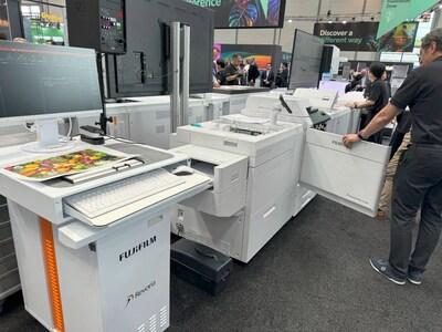 　　五色数字印刷机Revoria Press™ SC285S