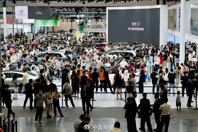 △2024粤港澳大湾区车展在深圳国际会展中心举行。（图片由CNSPHOTO提供）