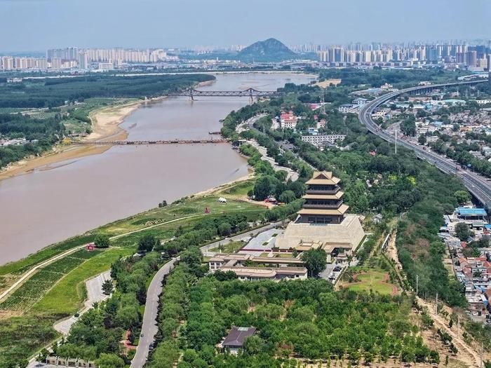 陆海新通道，带动老区发展 黄河流域 陆海 口岸 大通道 黄河 省区 单干 经济 出海口 生态爱护 sina.cn 第3张