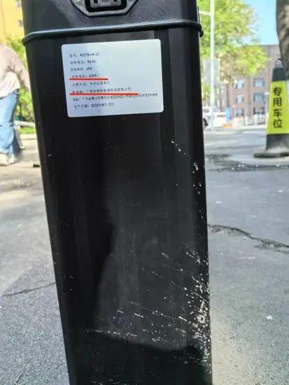 　　电动自行车实际配置的电池生产厂家与产品合格证上标注的厂家不一致。资料图片