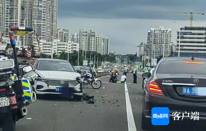 事故现场。图片由网友提供