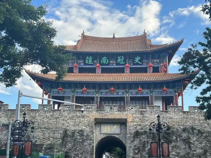 阿淼向往大理，但没能留下来。（图/受访者供图）