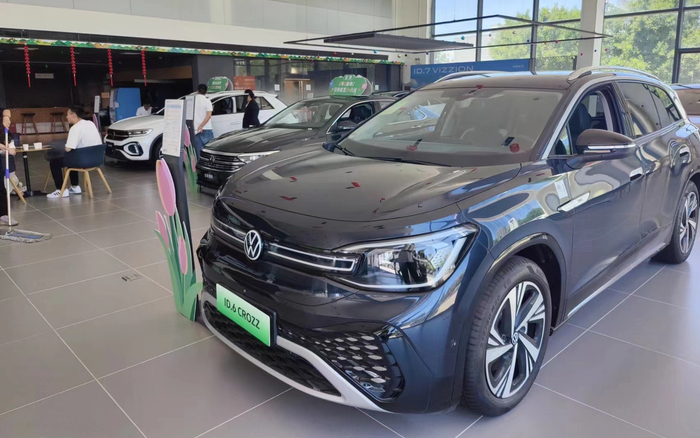 某一汽-大众4S店。新京报贝壳财经记者 王琳琳/摄