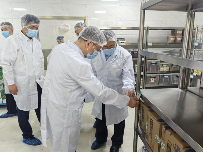 市场监管部门开展中高考考点食堂食品安全检查