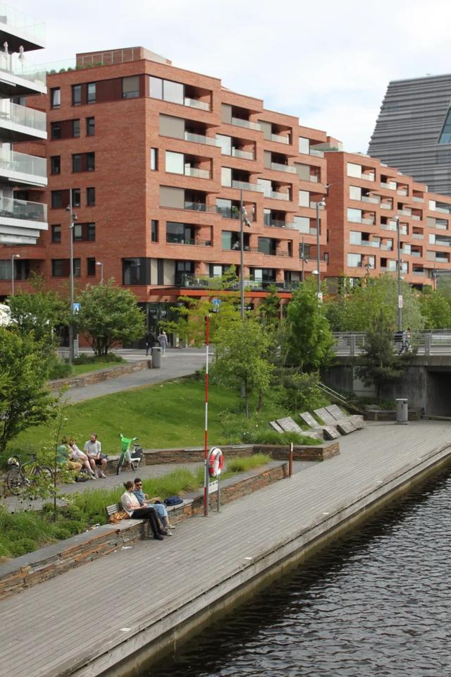 如今的奥斯陆二维码区附近的滨水空间一隅（摄影/周正）