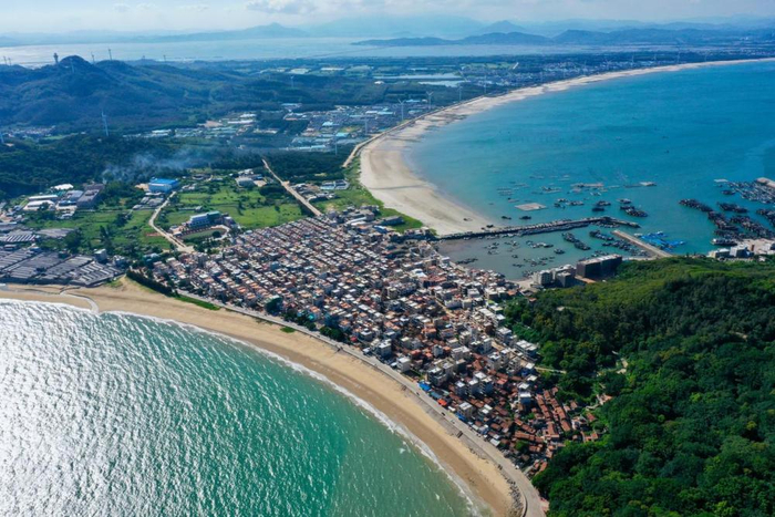 福建省东山县陈城镇澳角村附近风光（2020年6月18日摄）。 新华社记者姜克红摄  