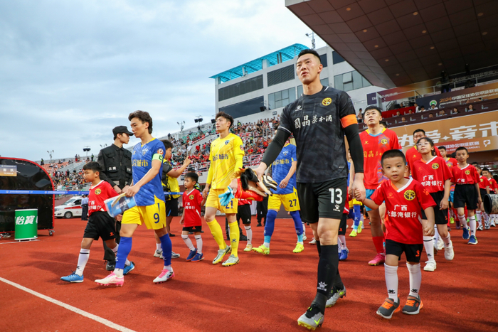 图为比赛现场（黄源彬摄）