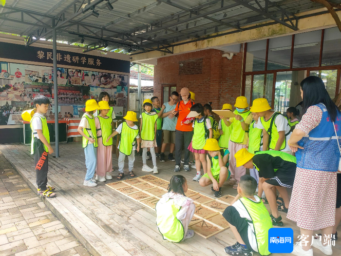 三亚黎民非遗手工研学馆活动现场。受访者供图