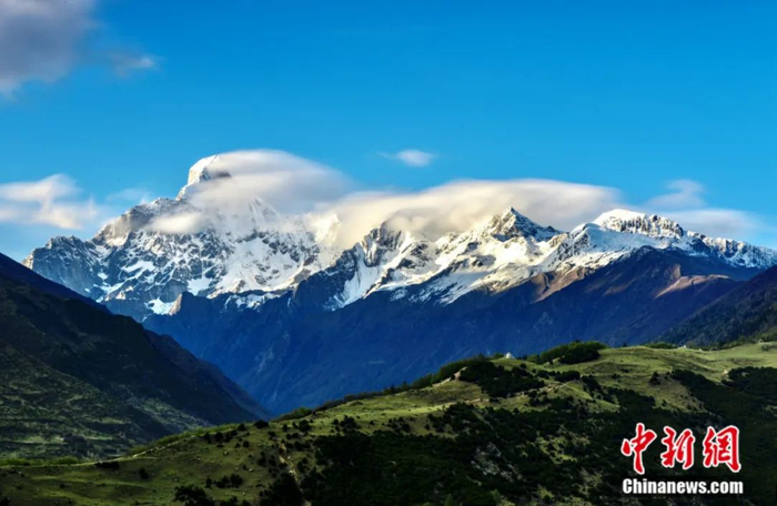 四姑娘山。阿坝州文化旅游和体育局供图