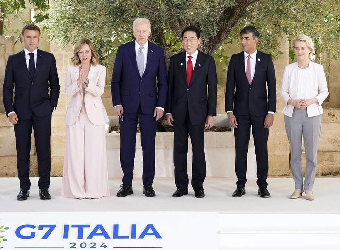 6月13日，G7领导人抵达意大利普利亚峰会现场（视觉中国）