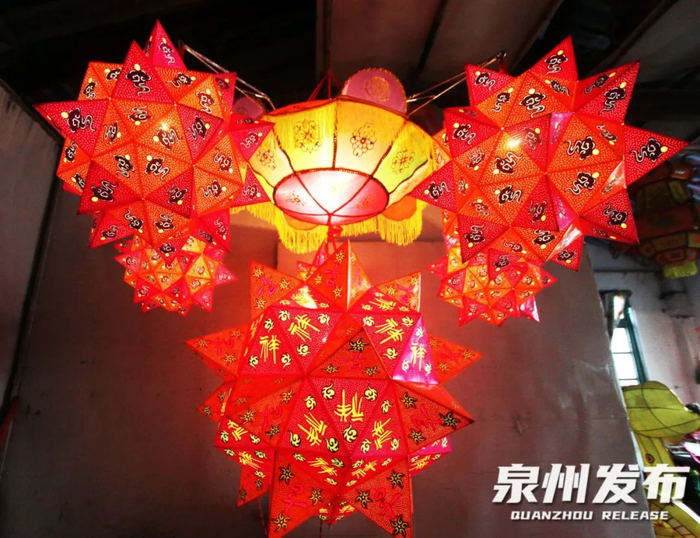 泉州花灯工艺精巧细腻