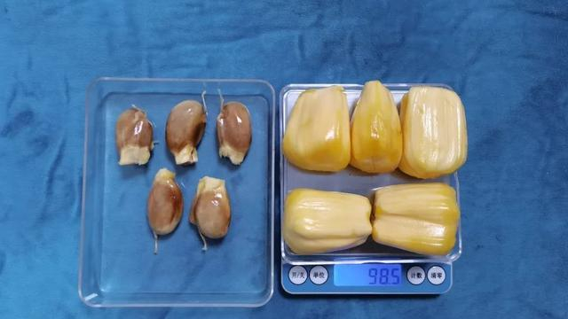 图：100 克去核菠萝蜜约 5 个