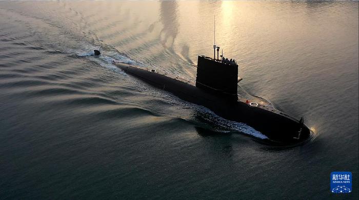   海军某潜艇支队任务潜艇完成任务后返回港口（资料照片）。新华社发（茆琳摄）
