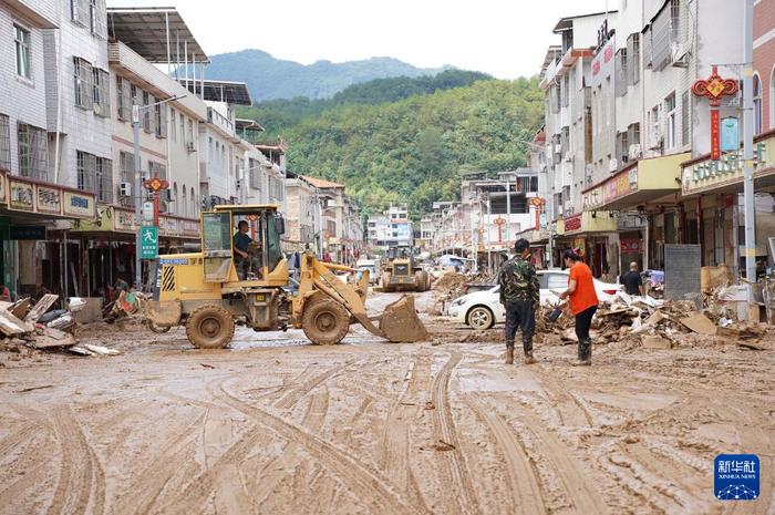 1.新华全媒+：灾后重建，积极应对 受灾 险情 降雨 洪水 部门 卢汉 持续 平远县 村民 无人机 sina.cn 第11张