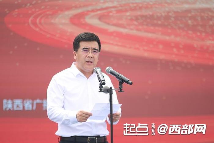 吉林省委宣传部副部长、吉林广播电视台党组书记、台长刘铁铎致辞。