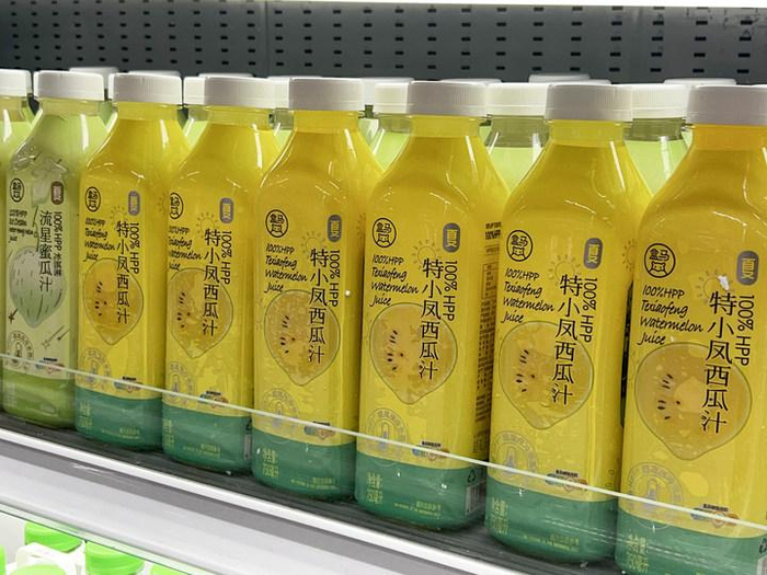 盒马特小凤西瓜汁。