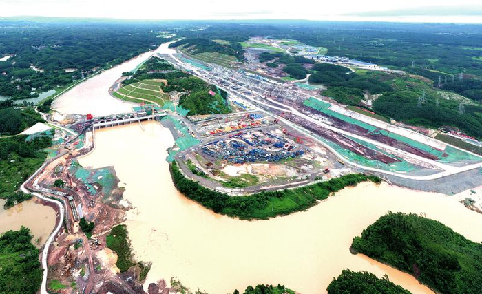     ▶平陆运河青年枢纽正在如火如荼建设中 本报记者潘浩 摄