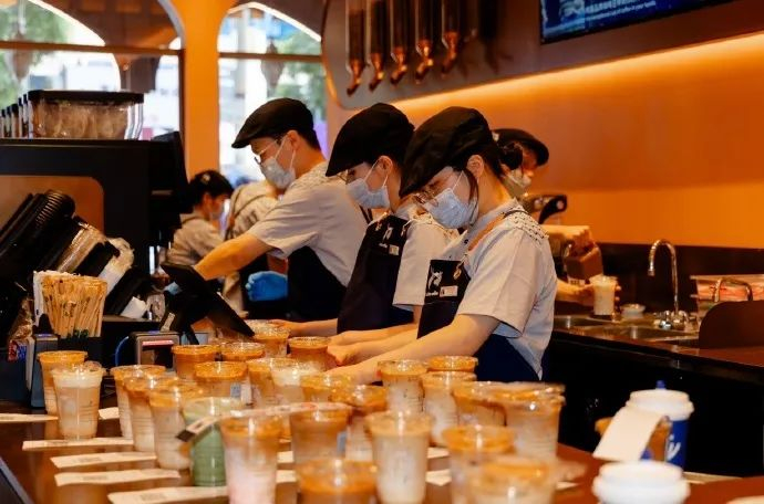 图源：luckincoffee瑞幸咖啡微博