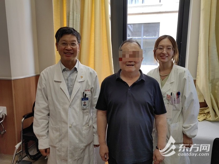 2024年6月24日下午，病人在复旦大学附属中山医院复诊（受访者供图，下同）