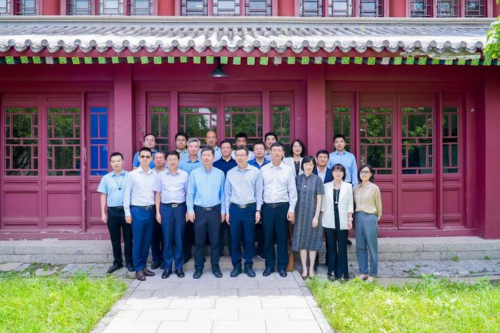 北京大学鲲鹏昇腾科教创新卓越中心正式成立