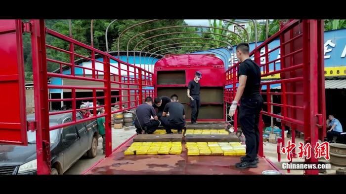 图为车辆夹层藏毒。清水河出入境边防检查站 供图