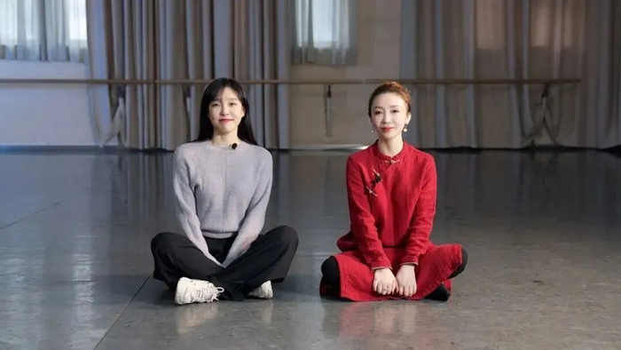 图 | “中国舞坛双子星”——韩真（左）和周莉亚（右）