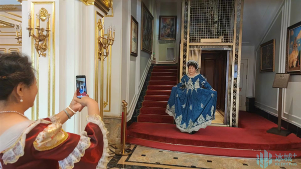 图：在大公馆1903酒店内体验俄罗斯文化