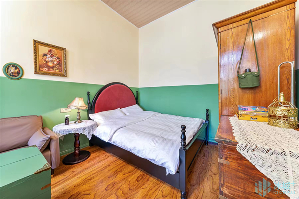 图：哈尔滨人小时候睡过的“吊铺”，如今成了打卡景观