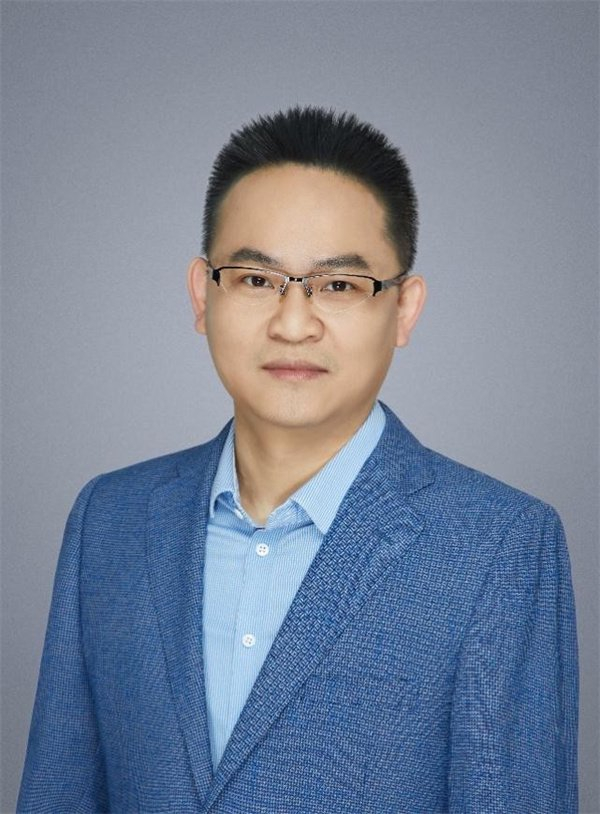 ▲Nature子刊编委、马上消费人工智能研究院邓伟洪教授荣任IEEE SA金融大模型工作组负责人