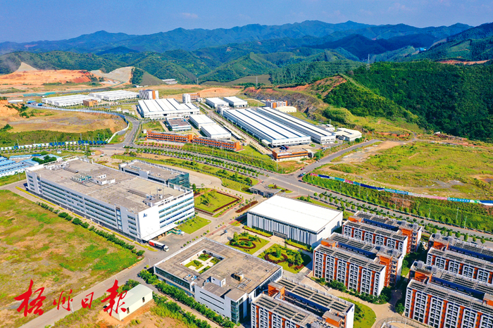 粤桂合作特别试验区厂房 何鎏 摄