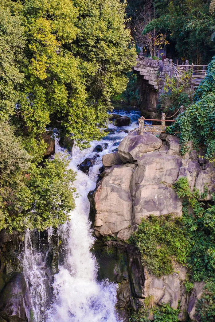 叠水河瀑布.保山市委宣传部&nbsp;供图