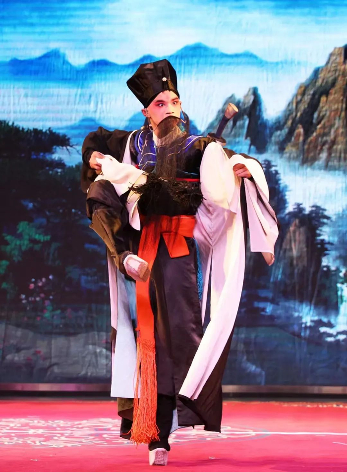 当婺剧遇到"00后"演员,青春力量粉墨登场