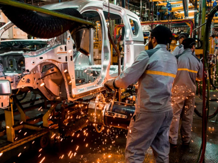 摩洛哥汽车产业工人（图：mei.edu）