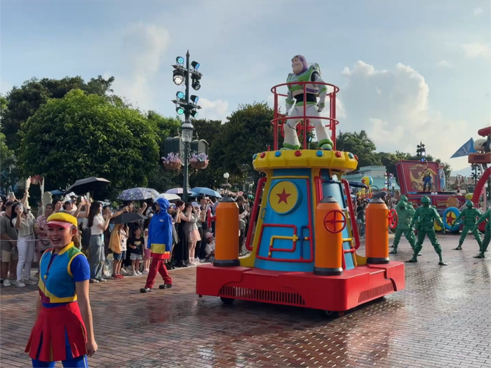 图为香港迪士尼乐园夏日主题活动