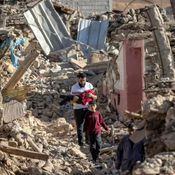 震后……（图：UNICEF）