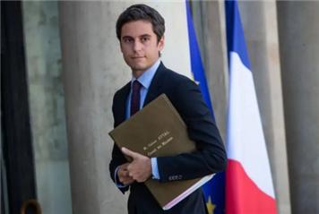 法国总理阿塔尔称将提交辞呈