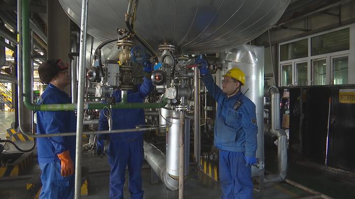 元宝山加快重点项目建设步伐。