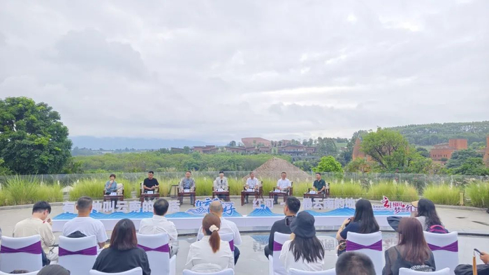 发布会现场 赵嘉 摄