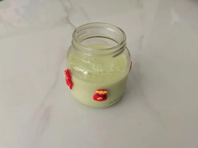 图：牛油果香蕉奶昔（作者供图）