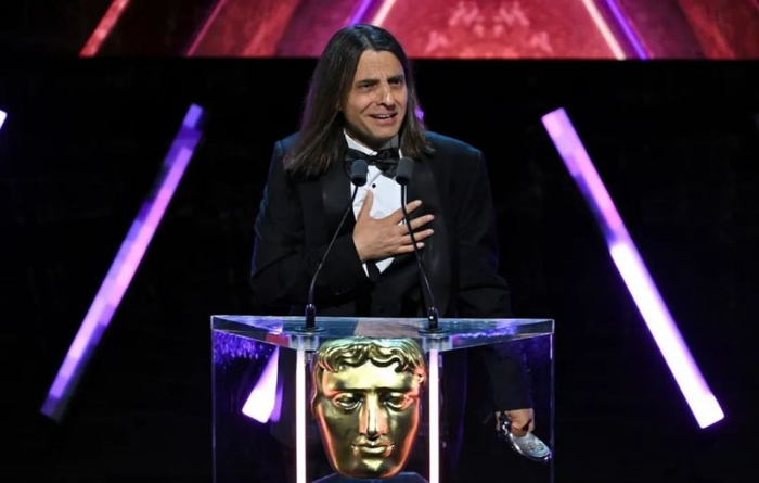 斯拉沃夫在颁奖典礼上特别感谢了 BAFTA，它让电子游戏音乐成为一门艺术