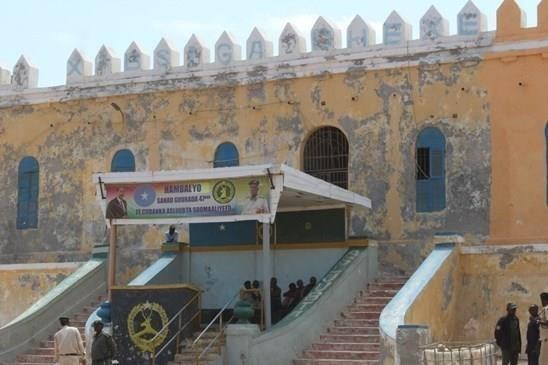 索马里首都一监狱发生暴力冲突 已致8人死亡