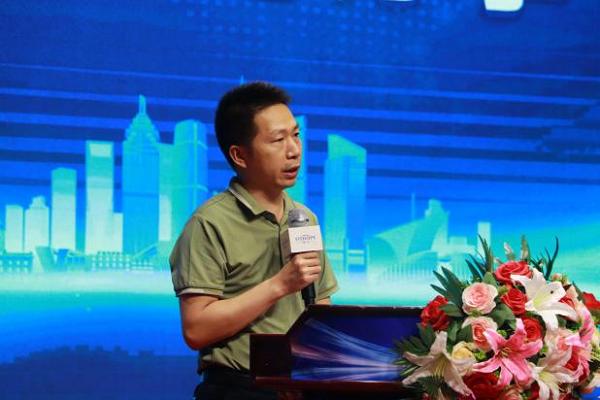 华中科技大学教授、康企集团首席创始科学家陈登奇致辞