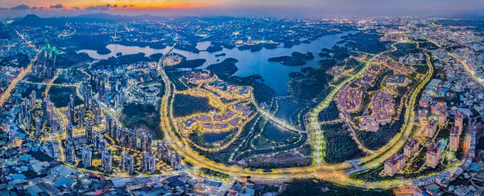 （图为位于松山湖的华为小镇。东莞发布供图）