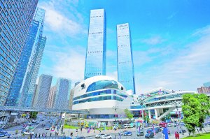 　　方圆荟·海豚广场外景。   通讯员 王强 摄