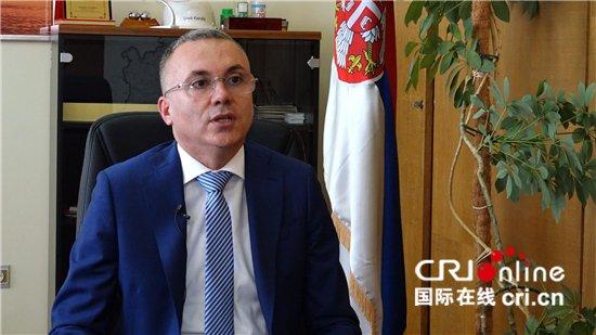 塞尔维亚旅游和青年部国务秘书乌罗什•坎迪奇